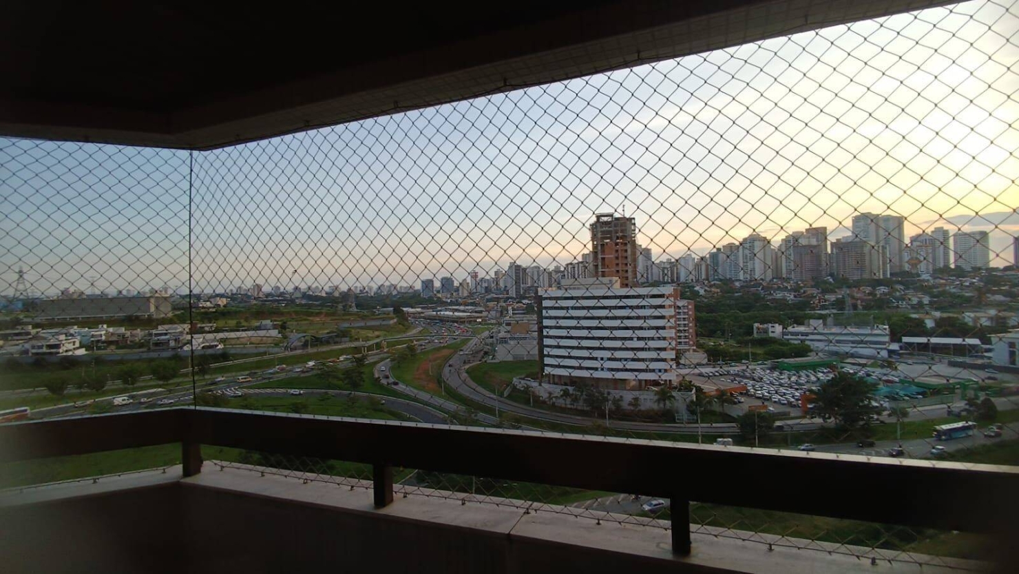 Apartamento á Venda de 200 m² com 3 Suítes no Bairro Vila Ema