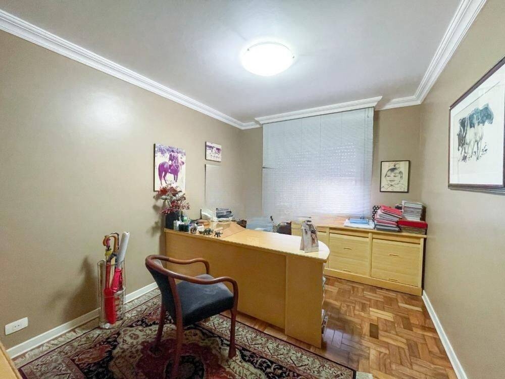 Apartamento à venda de 4 Dormitórios  com 247 m² no Jardim Esplanada