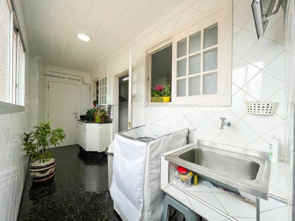 Apartamento à venda de 4 Dormitórios  com 247 m² no Jardim Esplanada