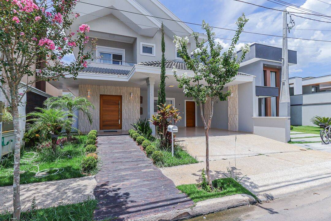 Vende Casa no Condomínio Altos da Serra VI Urbanova São José dos Campos