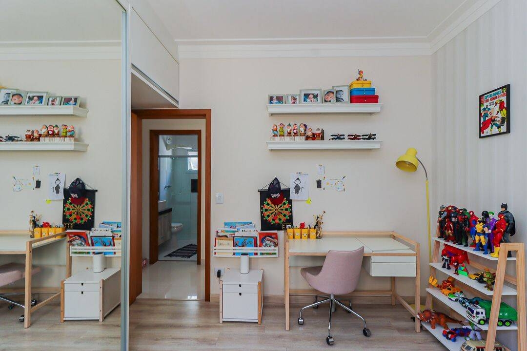 Vende Casa no Condomínio Altos da Serra VI Urbanova São José dos Campos