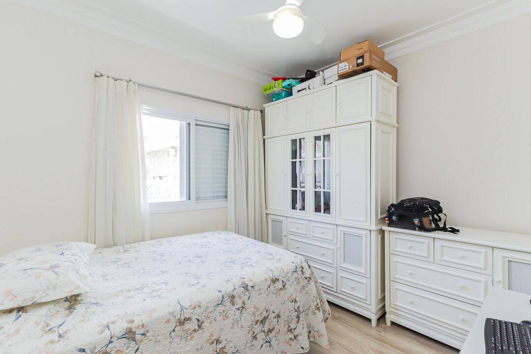 Vende Casa no Condomínio Altos da Serra VI Urbanova São José dos Campos