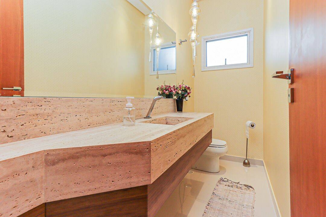 Vende Casa no Condomínio Altos da Serra VI Urbanova São José dos Campos