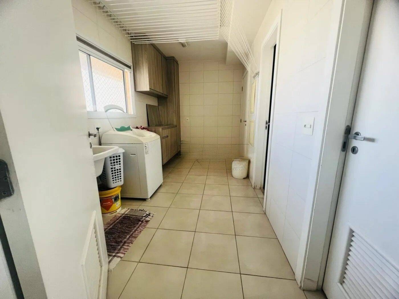 Apartamento Andar Alto Vista Livre á Venda no Edifício Helbor Paesaggio