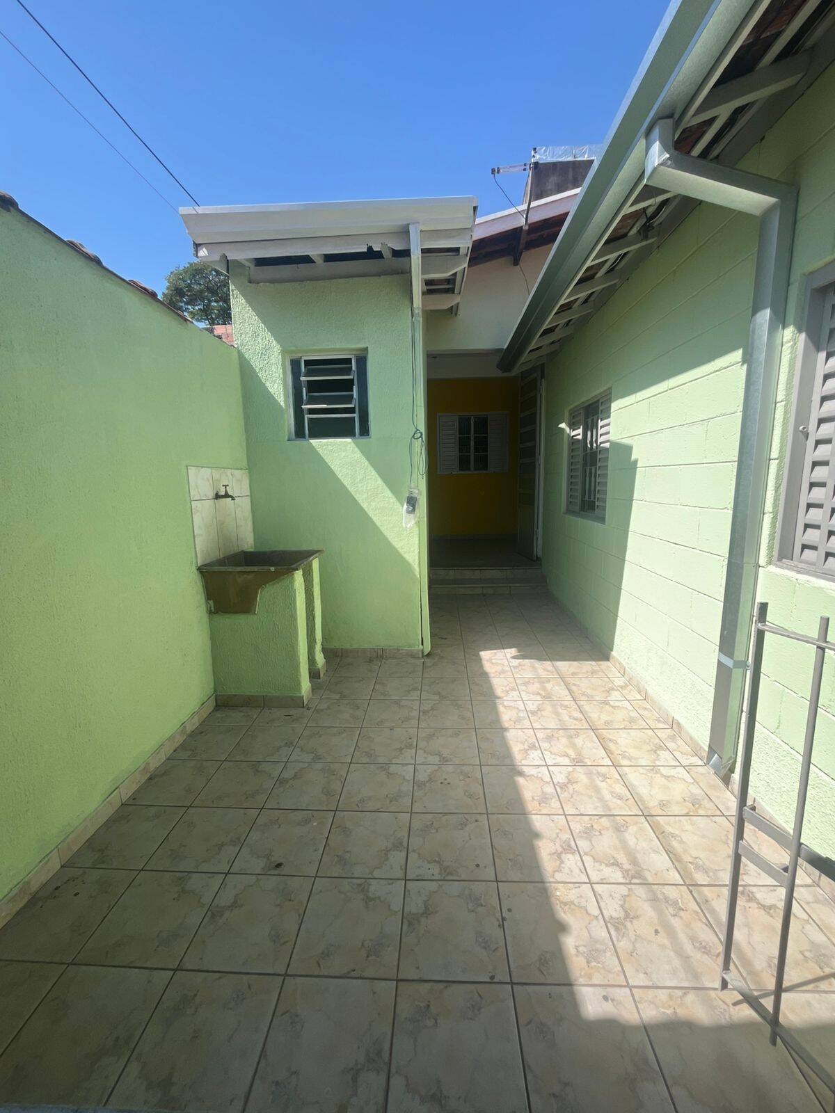 Aluga Casa com Edícula no 31 de Março - São Jose dos Campos