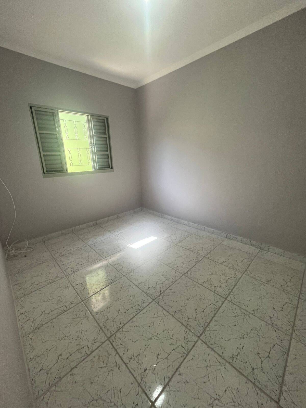 Aluga Casa com Edícula no 31 de Março - São Jose dos Campos