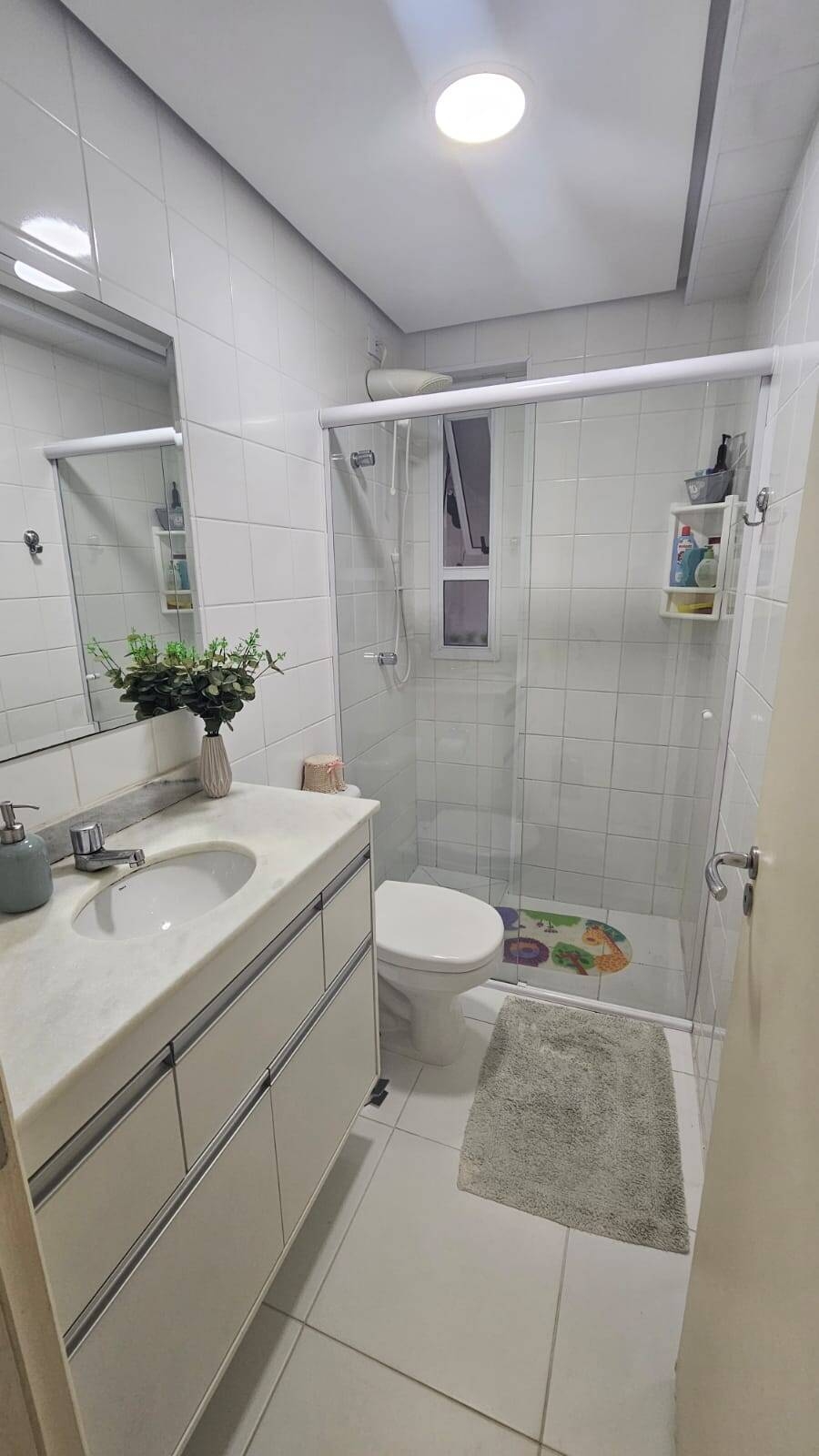 Apartamento Sol da Manhã à Venda no Edifício Adriático Parque Industrial