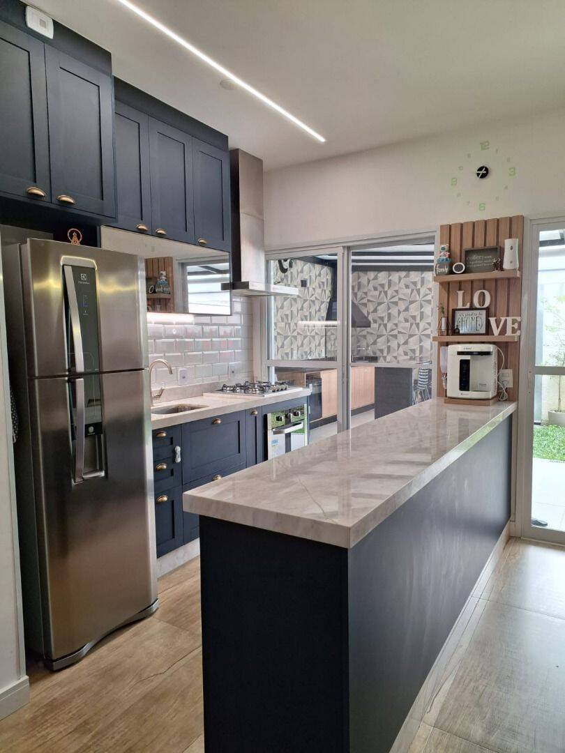 Sobrado com 3 dormitórios à venda, 113 m² - Urbanova - São José dos Campos/SP