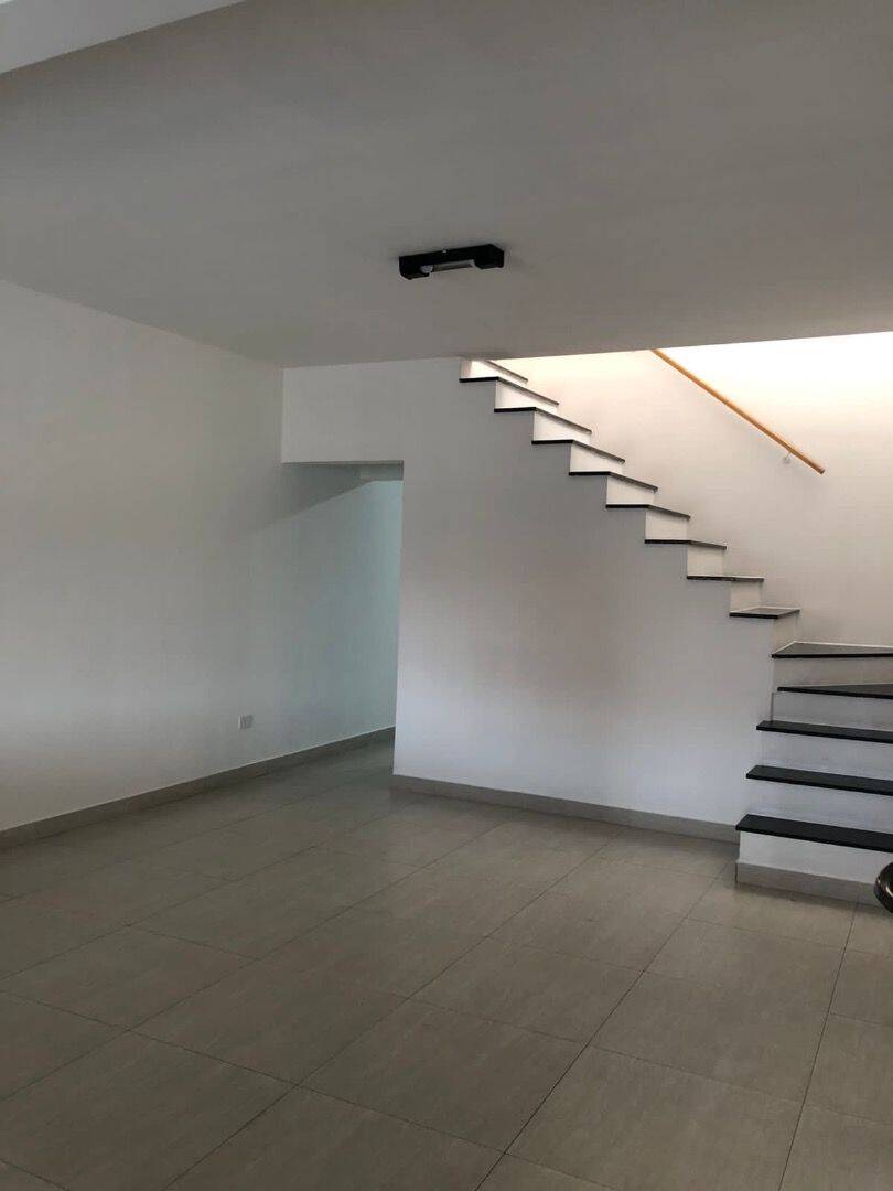 Sobrado com 3 dormitórios à venda, 158 m² por R$ 600.000 - Residencial Bosque dos Ipês - São José dos Campos/SP