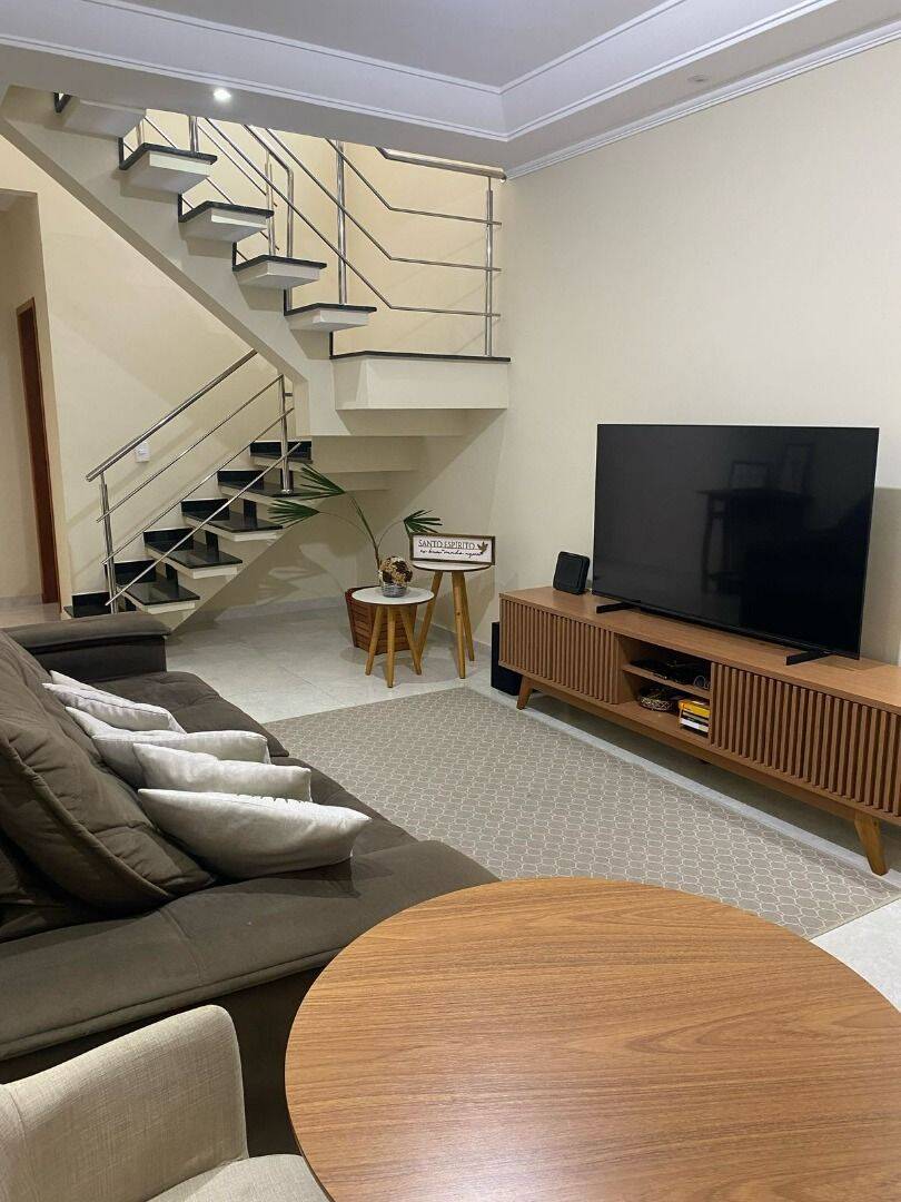Sobrado com 3 dormitórios à venda, 165 m² por R$ 907.000,00 - Jardim das Indústrias - São José dos Campos/SP