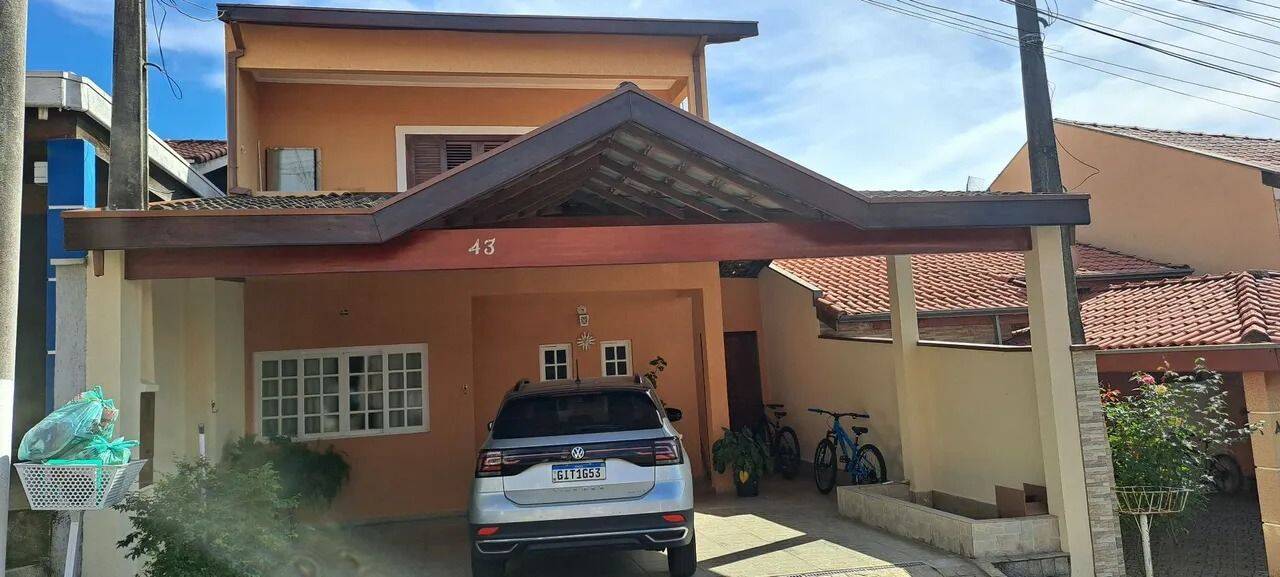 Sobrado à venda, 250 m² por R$ 932.000,00 - Jardim Uirá - São José dos Campos/SP