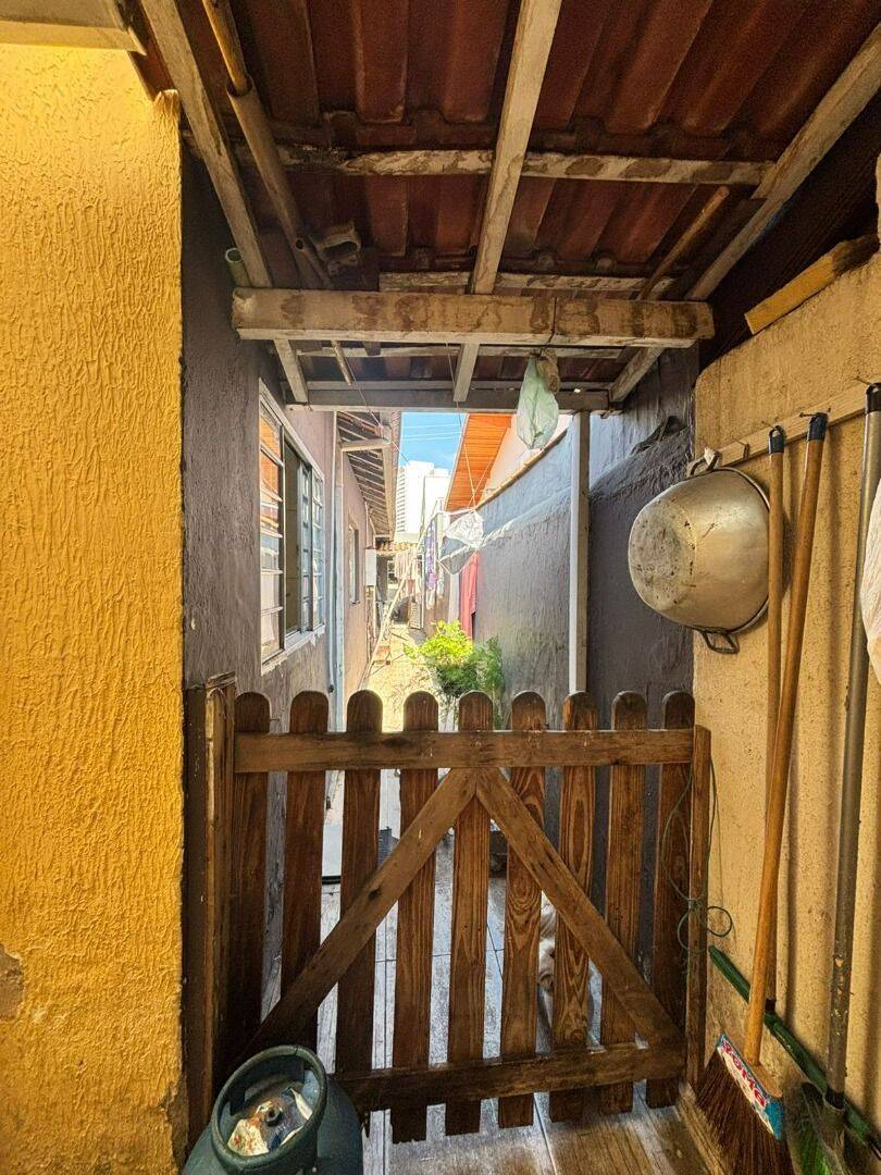 Casa com 3 dormitórios à venda, 140 m² por R$ 650.000 - Jardim das Indústrias - São José dos Campos/SP