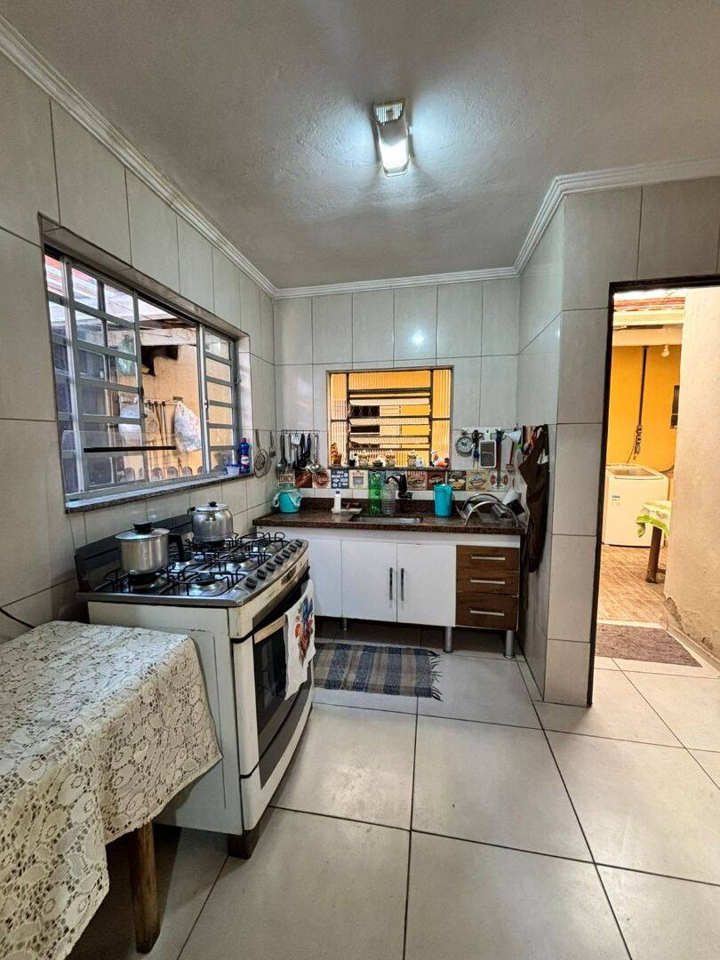 Casa com 3 dormitórios à venda, 140 m² por R$ 650.000 - Jardim das Indústrias - São José dos Campos/SP