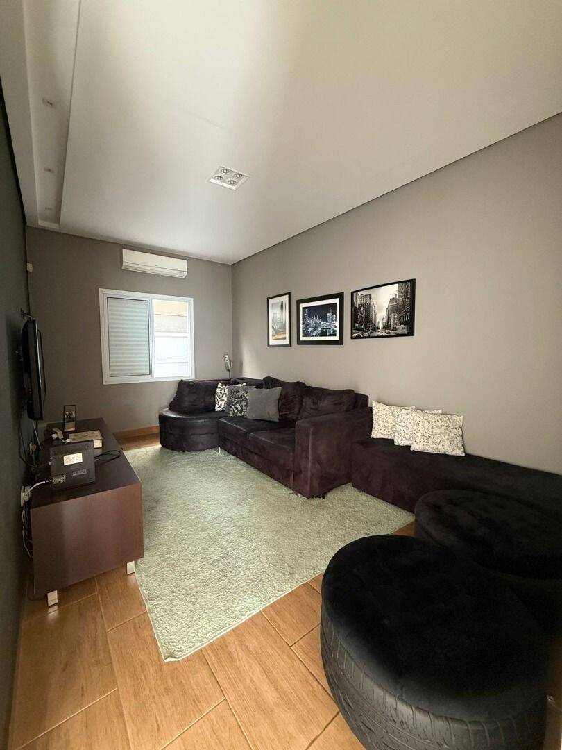 Sobrado com 4 dormitórios à venda, 323 m² - Jardim Altos de Santana II - Jacareí/SP