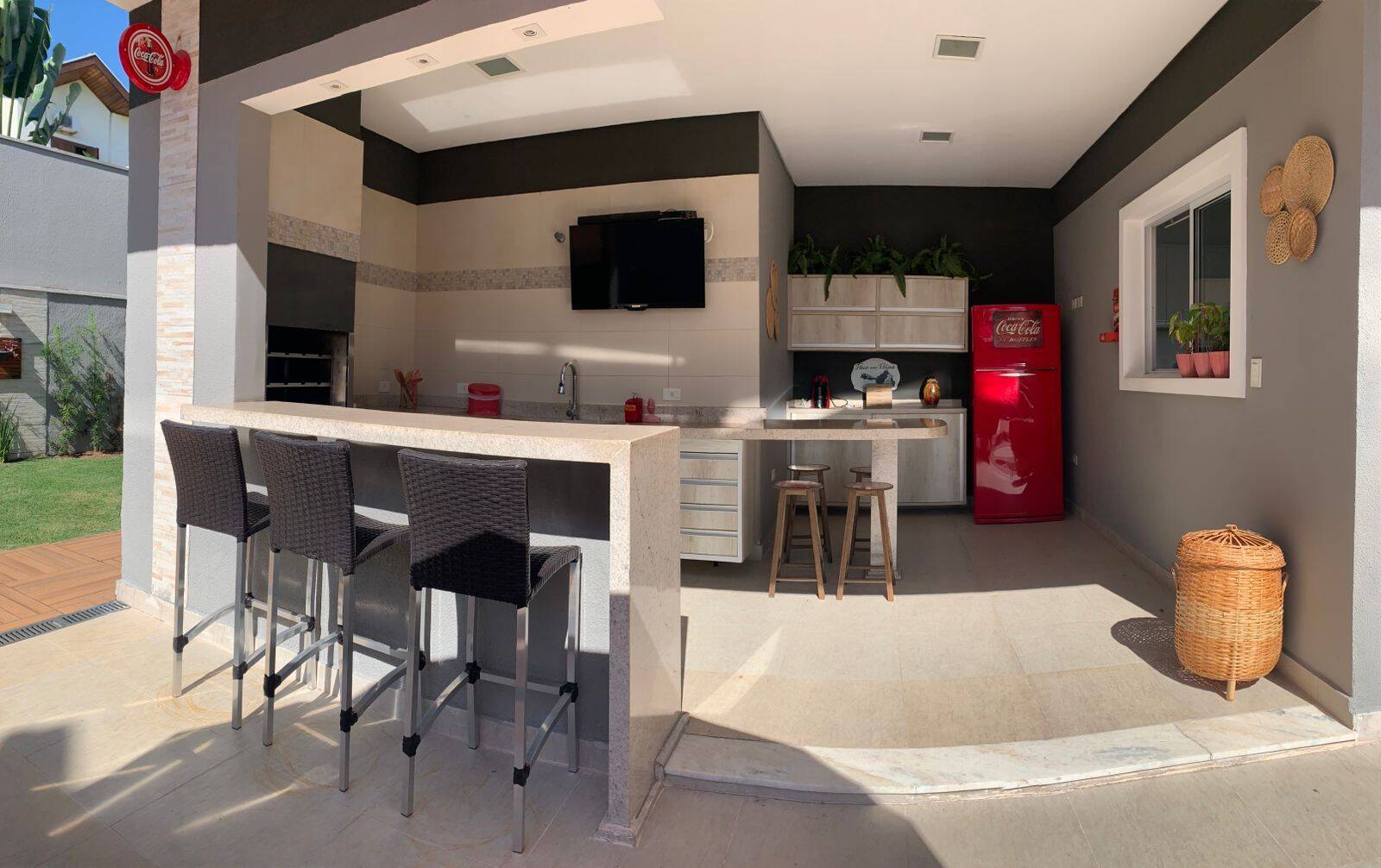 Sobrado com 4 dormitórios à venda, 323 m² - Jardim Altos de Santana II - Jacareí/SP