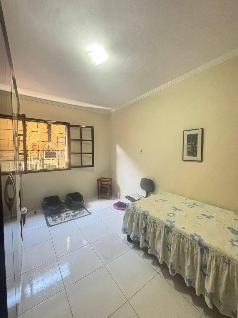 Casa com 3 dormitórios à venda, 136 m² por R$ 901.000,00 - Jardim das Indústrias - São José dos Campos/SP