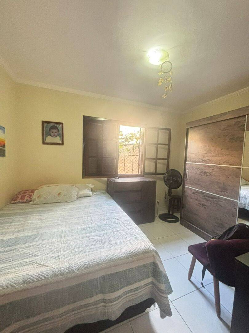 Casa com 3 dormitórios à venda, 136 m² por R$ 901.000,00 - Jardim das Indústrias - São José dos Campos/SP