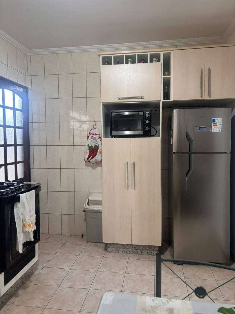 Casa com 3 dormitórios à venda, 136 m² por R$ 901.000,00 - Jardim das Indústrias - São José dos Campos/SP