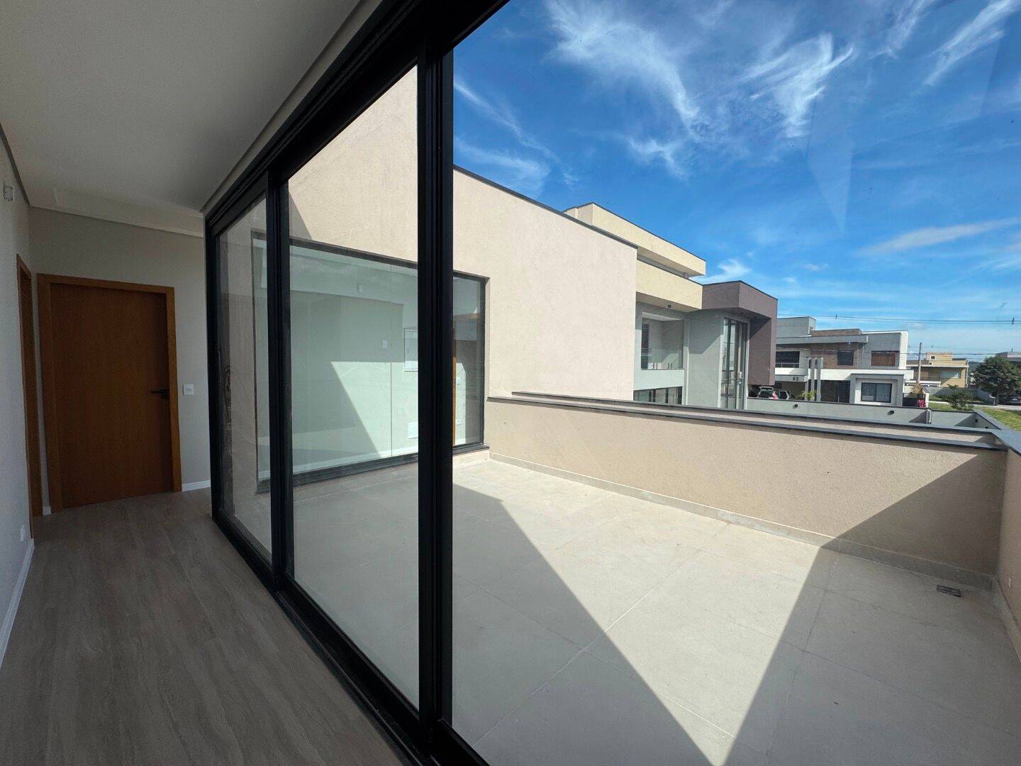 Sobrado com 4 dormitórios à venda, 240 m² por R$ 1.800.000,00 - Recanto dos Eucaliptos - São José dos Campos/SP