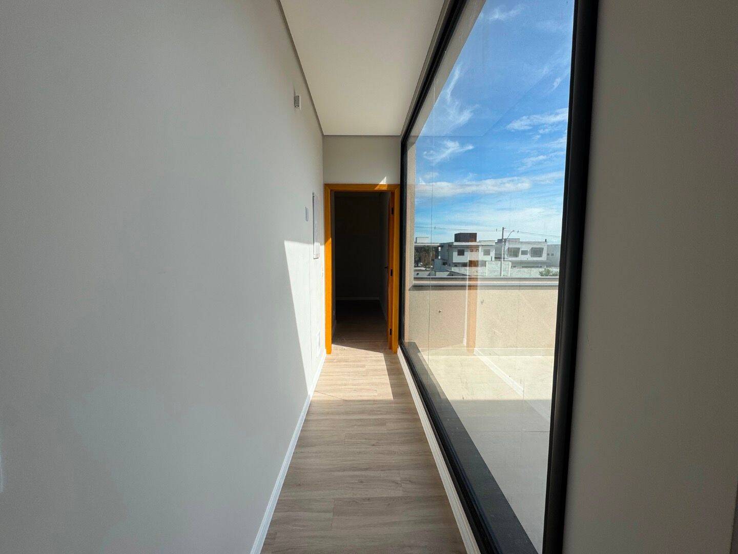 Sobrado com 4 dormitórios à venda, 240 m² por R$ 1.800.000,00 - Recanto dos Eucaliptos - São José dos Campos/SP
