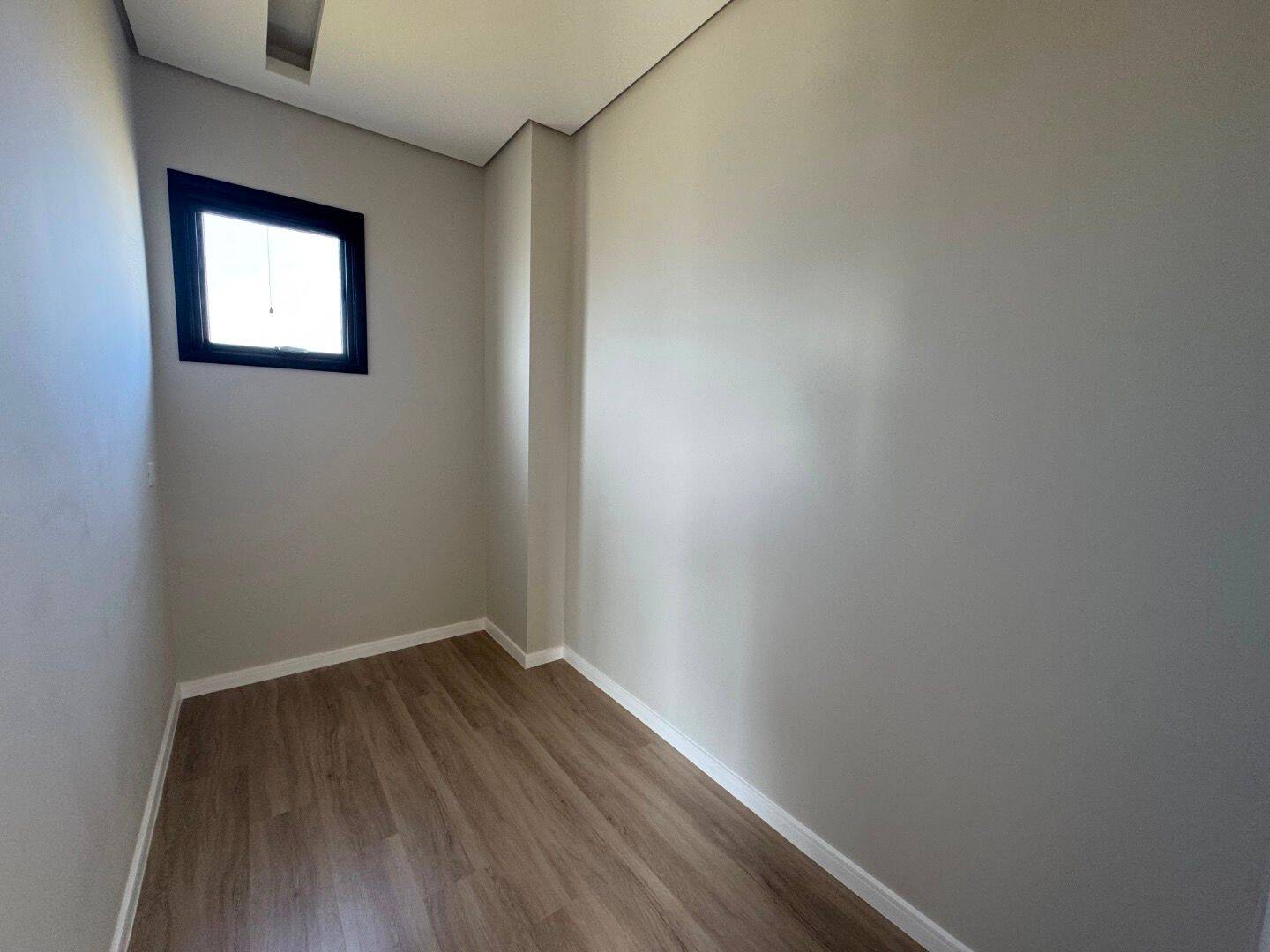 Sobrado com 4 dormitórios à venda, 240 m² por R$ 1.800.000,00 - Recanto dos Eucaliptos - São José dos Campos/SP