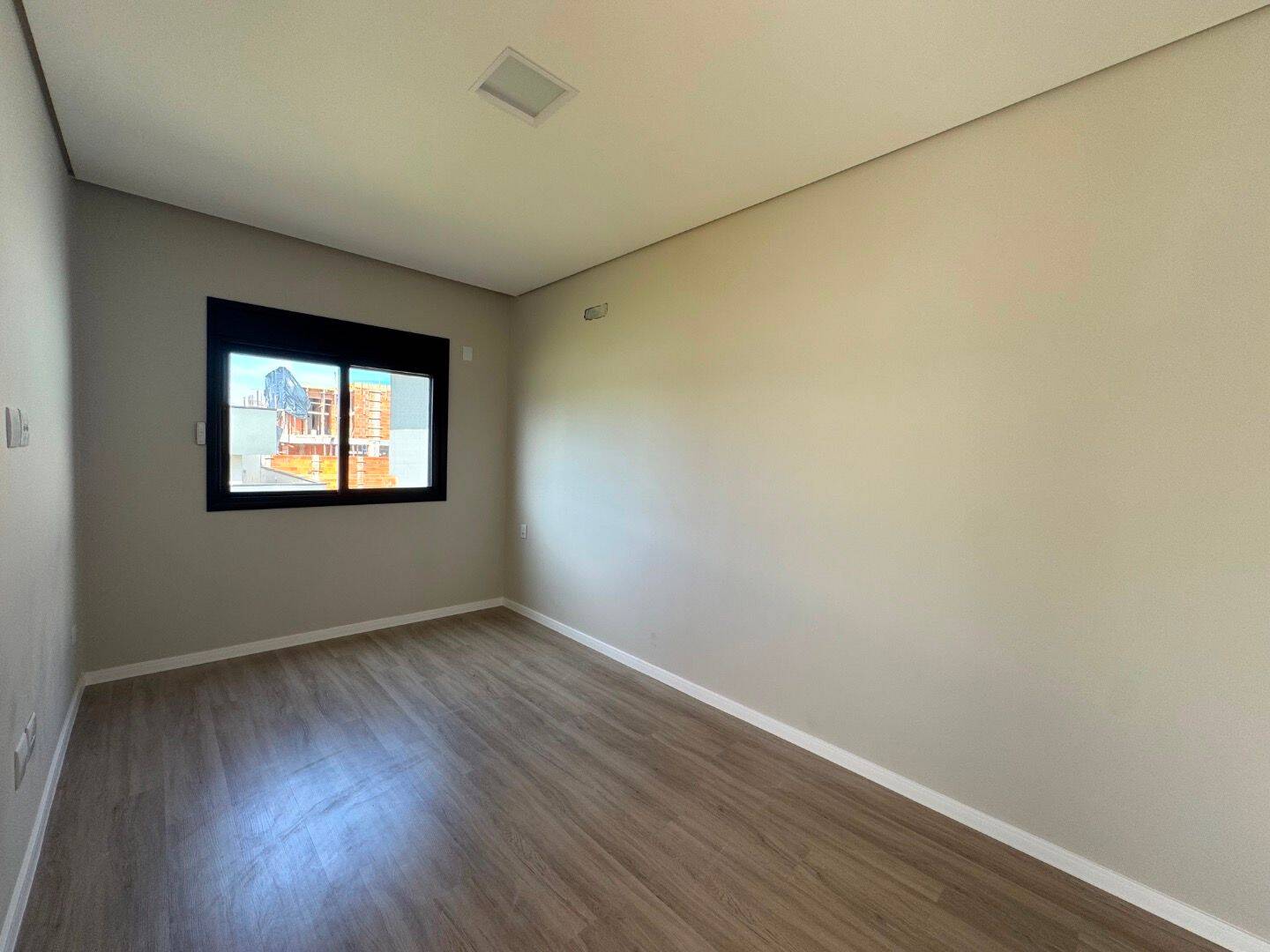 Sobrado com 4 dormitórios à venda, 240 m² por R$ 1.800.000,00 - Recanto dos Eucaliptos - São José dos Campos/SP