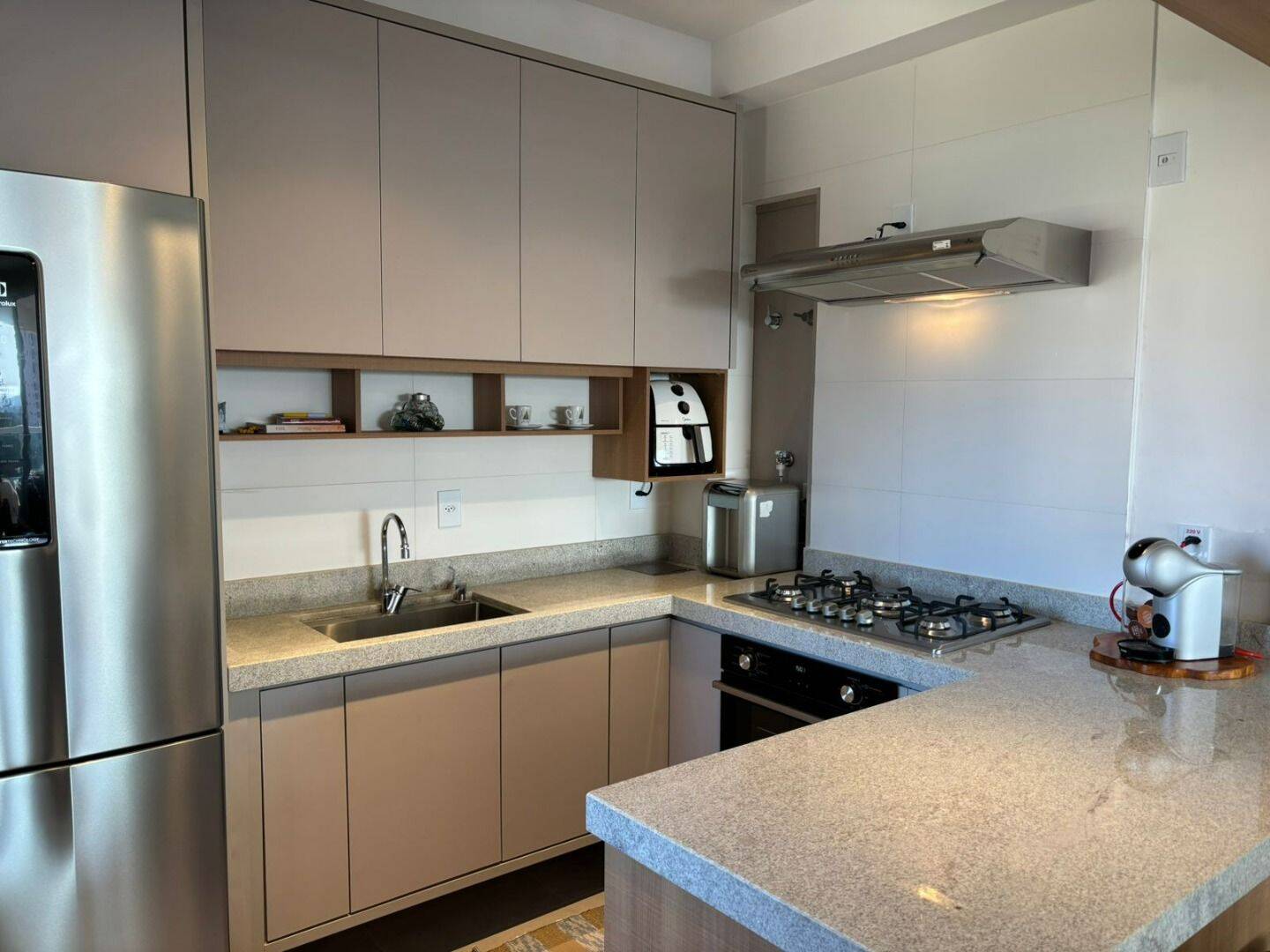 Apartamento com 3 dormitórios à venda, 101 m² por R$ 790.000,00 - Centro - Jacareí/SP