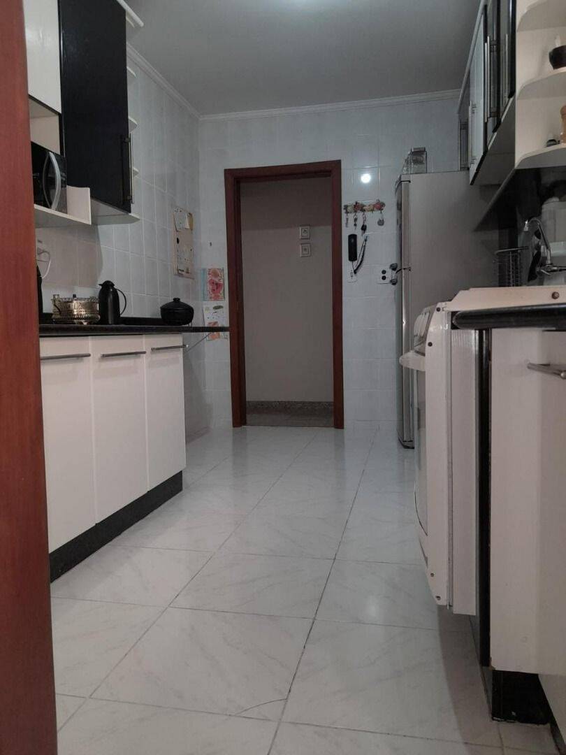 Apartamento com 3 dormitórios à venda, 103 m² por R$ 645.000,00 - Bosque dos Eucaliptos - São José dos Campos/SP