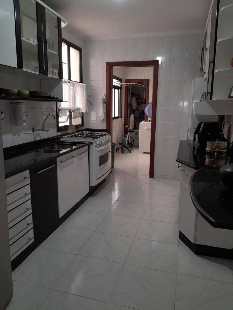 Apartamento com 3 dormitórios à venda, 103 m² por R$ 645.000,00 - Bosque dos Eucaliptos - São José dos Campos/SP