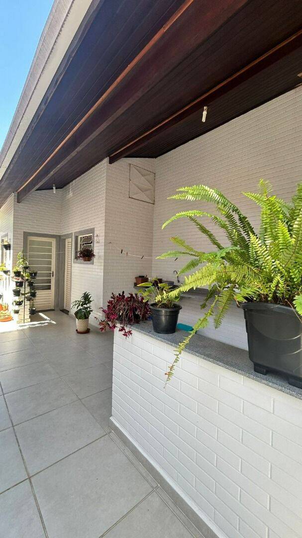 Sobrado com 4 dormitórios à venda, 275 m² por R$ 900.000 - Jardim Altos de Santana I - Jacareí/SP