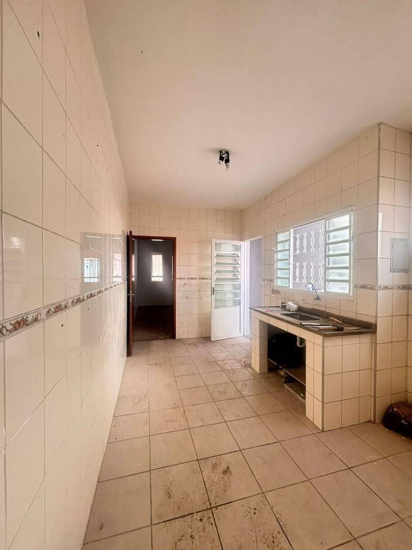 Sobrado com 3 dormitórios à venda, 155 m² por R$ 590.000,00 - Jardim das Indústrias - São José dos Campos/SP