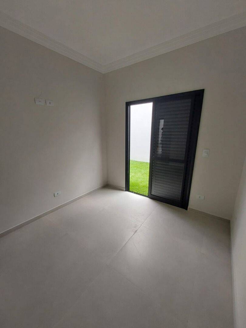 Casa com 3 dormitórios à venda, 134 m² por R$ 735.000 - Portal dos Pássaros - São José dos Campos/SP