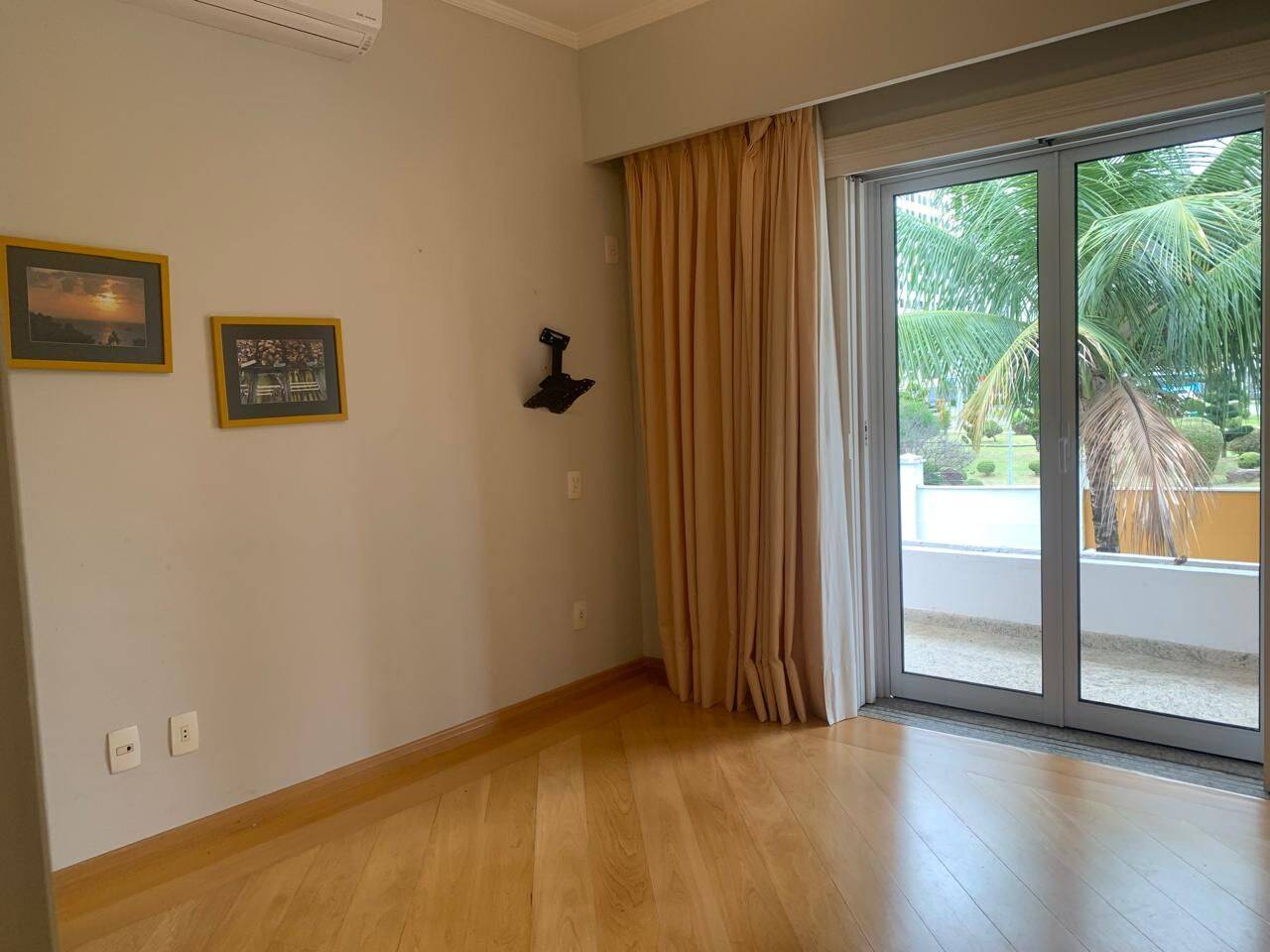 Sobrado com 3 dormitórios para locação, 300 m² por R$ 15.840/mês - Jardim Aquarius - São José dos Campos/SP