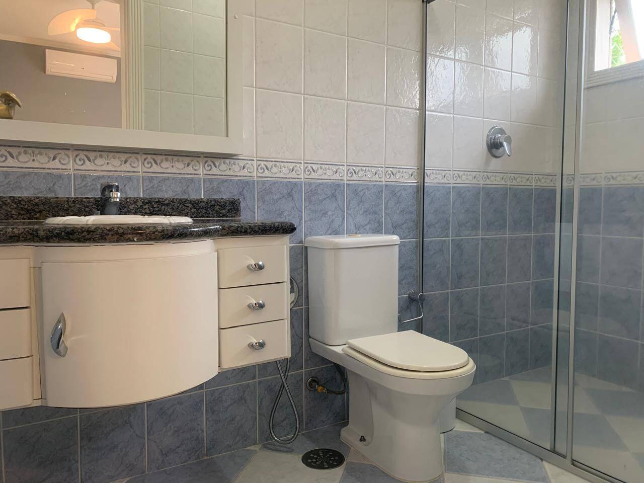 Sobrado com 3 dormitórios para locação, 300 m² por R$ 15.840/mês - Jardim Aquarius - São José dos Campos/SP