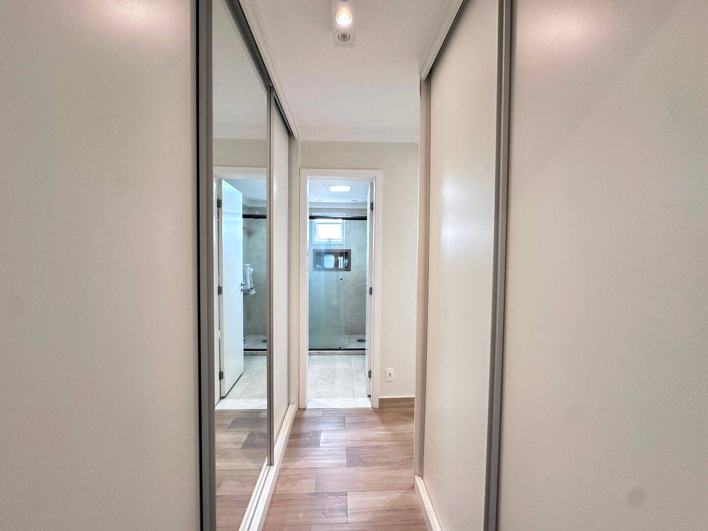Lindo Grand Club de 4 dormitórios à venda, 147 m² por R$ 1.600.000 - Vila Ema - São José dos Campos/SP