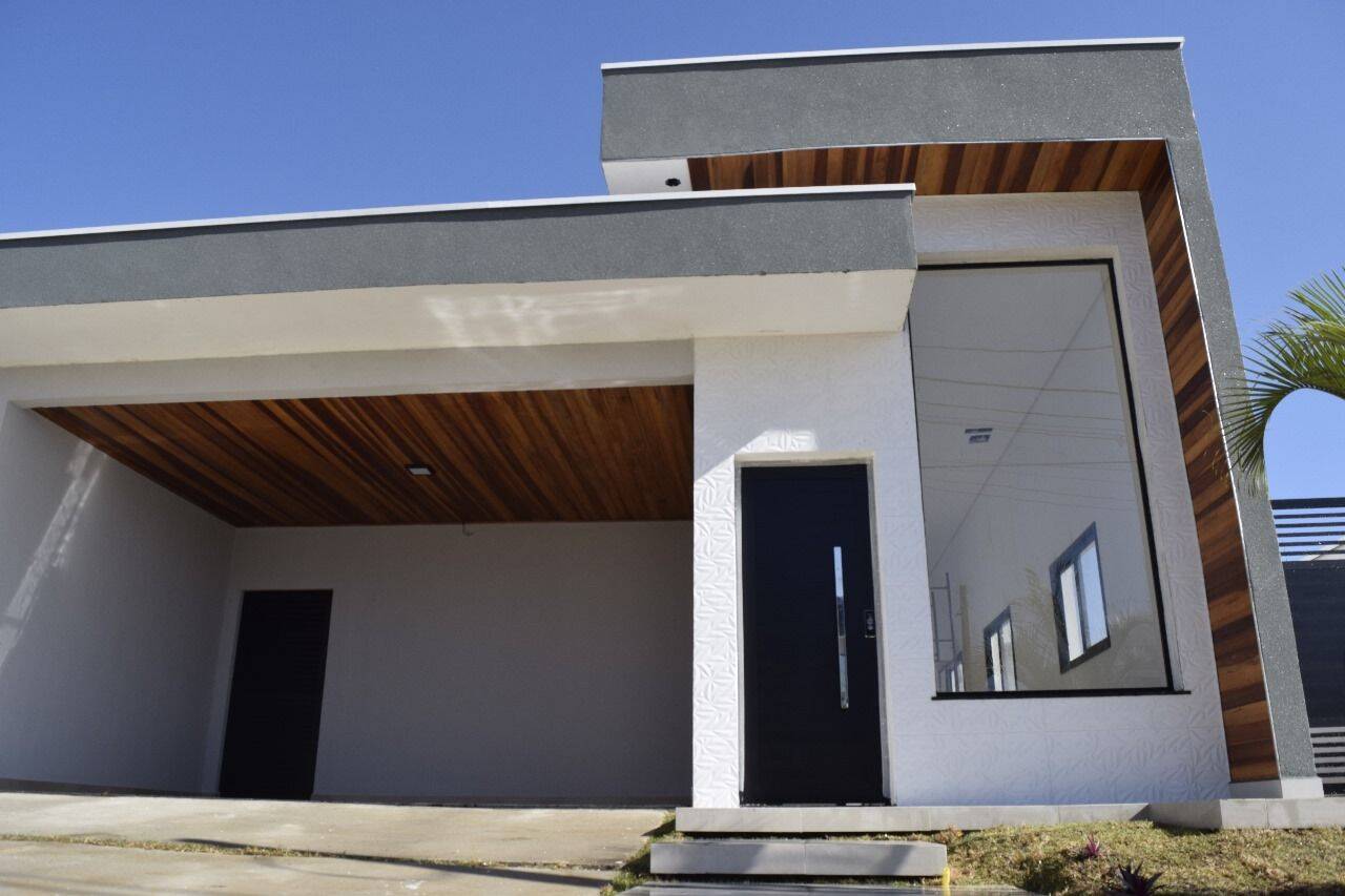 Casa com 3 dormitórios à venda, 135 m² por R$ 950.000 - Residencial Malibu - Caçapava/SP