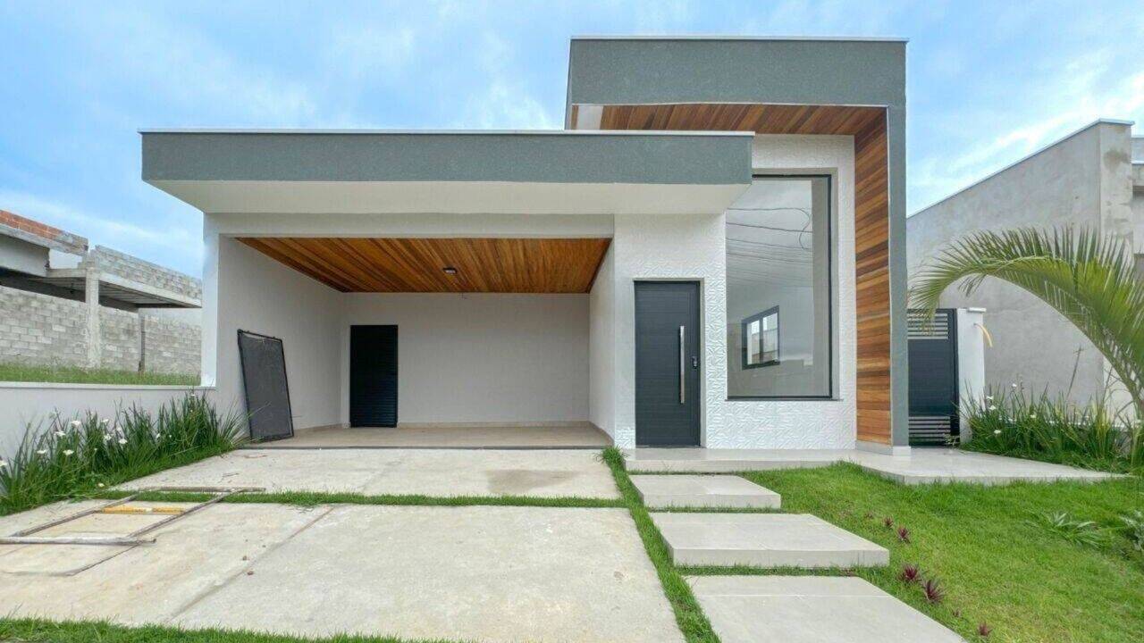 Casa com 3 dormitórios à venda, 135 m² por R$ 950.000 - Residencial Malibu - Caçapava/SP