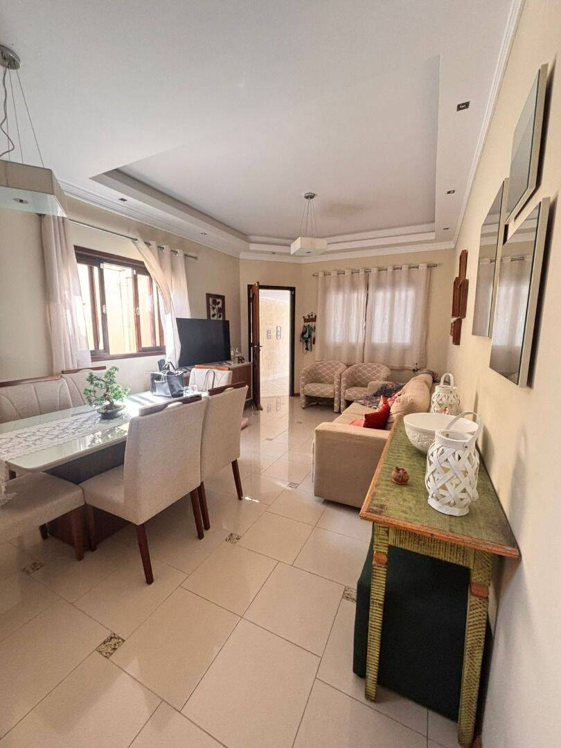 Sobrado com 4 dormitórios à venda, 175 m² por R$ 790.000,00 - Jardim das Indústrias - São José dos Campos/SP
