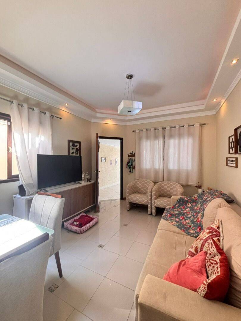 Sobrado com 4 dormitórios à venda, 175 m² por R$ 790.000,00 - Jardim das Indústrias - São José dos Campos/SP