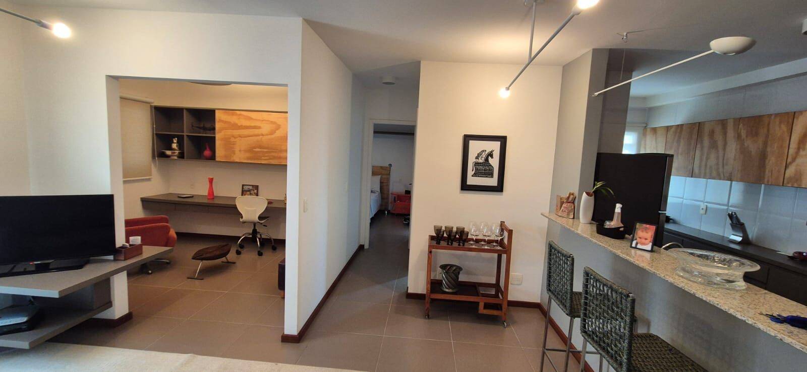 Apartamento com 2 dormitórios à venda, 64 m² por R$ 750.000,00 - Vila Adyana - São José dos Campos/SP