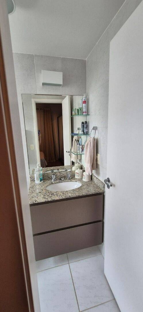 Apartamento com 2 dormitórios à venda, 64 m² por R$ 750.000,00 - Vila Adyana - São José dos Campos/SP