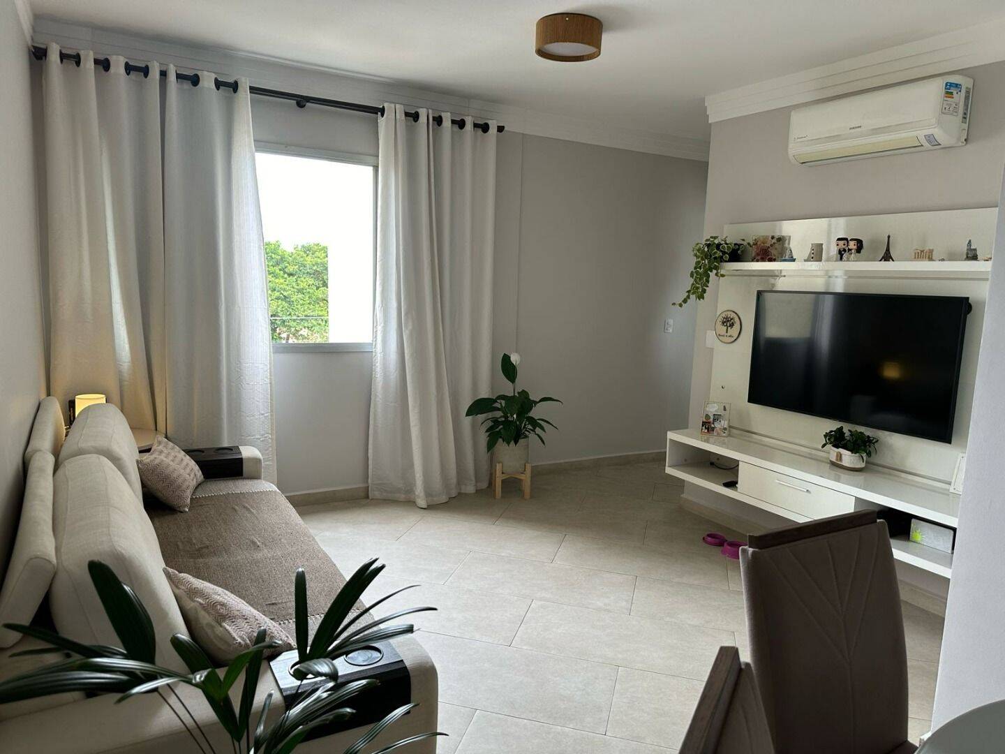 Apartamento com 3 dormitórios para alugar, 70 m² por R$ 3.162,00/mês - Jardim Alvorada - São José dos Campos/SP