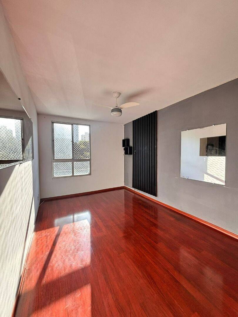 Apartamento com 3 dormitórios à venda, 70 m² por R$ 480.000 - Vila Adyana - São José dos Campos/SP