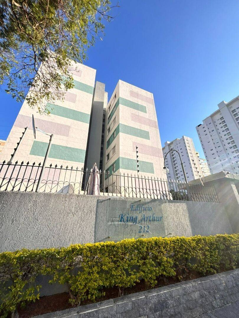 Apartamento com 3 dormitórios à venda, 70 m² por R$ 480.000 - Vila Adyana - São José dos Campos/SP