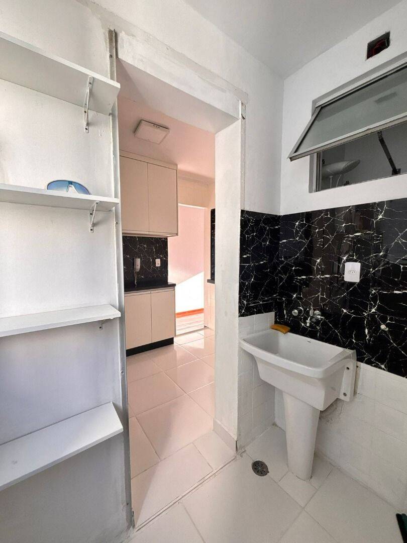 Apartamento com 3 dormitórios à venda, 70 m² por R$ 480.000 - Vila Adyana - São José dos Campos/SP