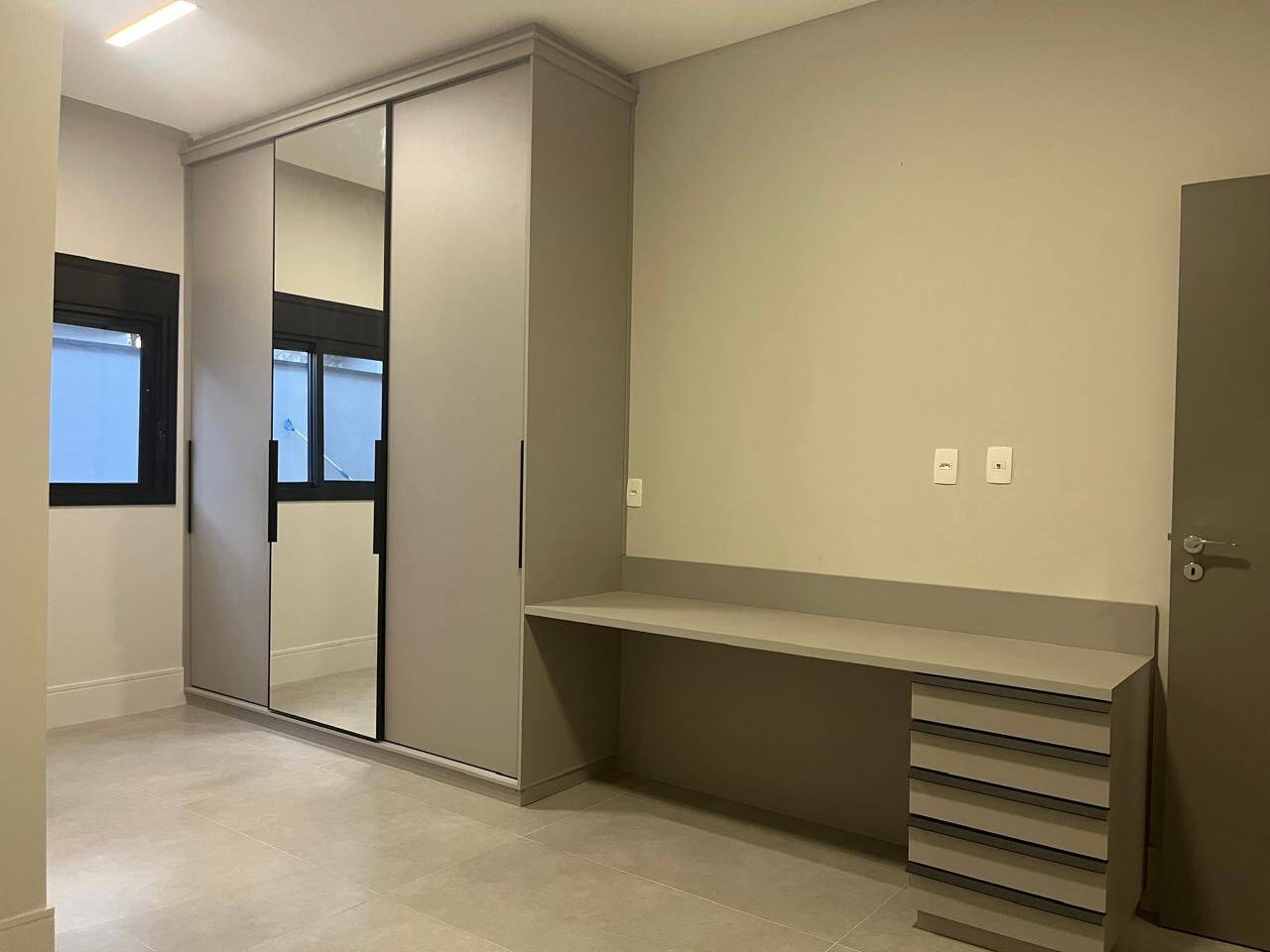 Casa com 3 dormitórios, 295 m² - venda por R$ 4.300.000,00 ou aluguel por R$ 19.222,67/mês - Jardim do Golfe - São José dos Campos/SP