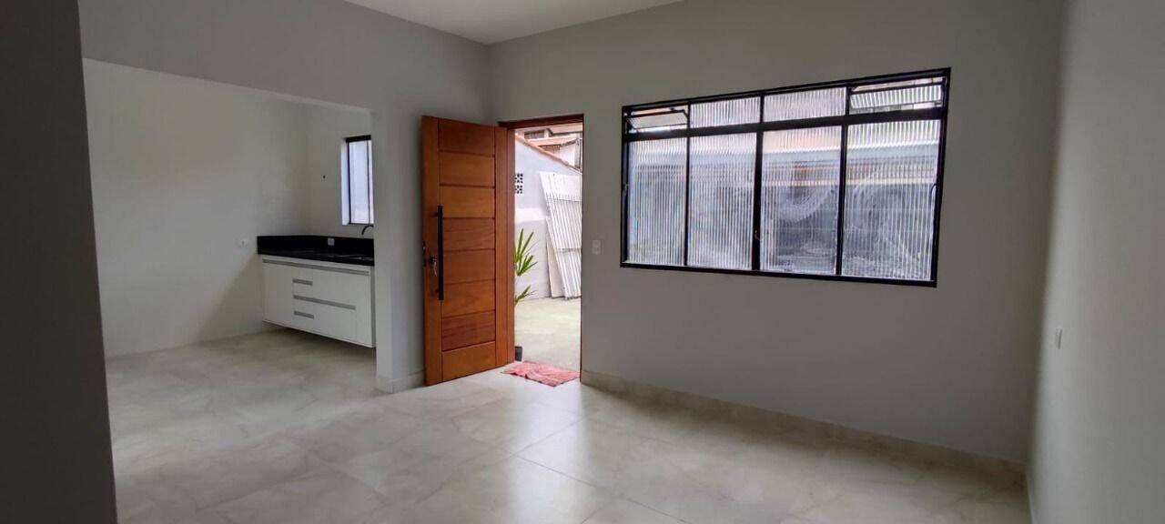 Casa com 3 dormitórios à venda, 80 m² por R$ 640.000,00 - Jardim das Indústrias - São José dos Campos/SP
