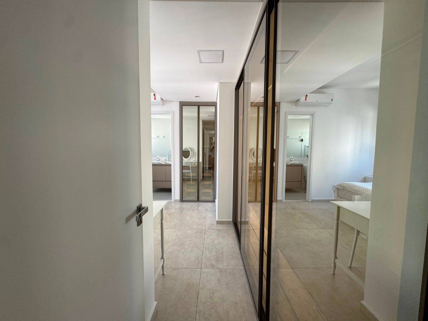 Apartamento com 2 dormitórios à venda, 84 m² por R$ 1.150.000 - Vila Adyana - São José dos Campos/SP