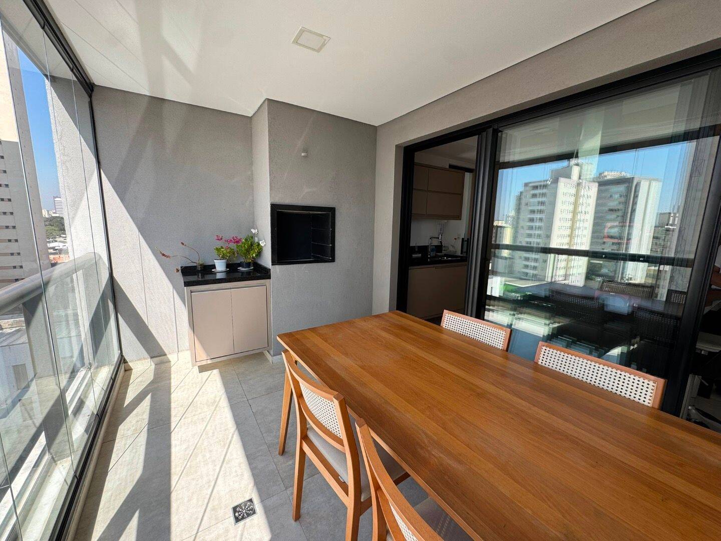 Apartamento com 2 dormitórios à venda, 84 m² por R$ 1.150.000 - Vila Adyana - São José dos Campos/SP