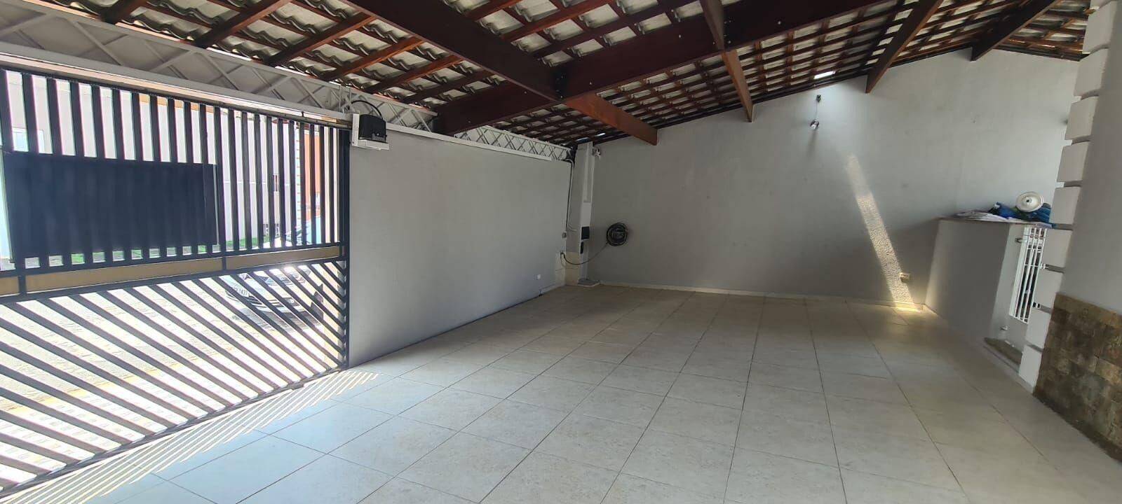 Sobrado com 3 dormitórios à venda, 242 m² - Villa Branca - Jacareí/SP